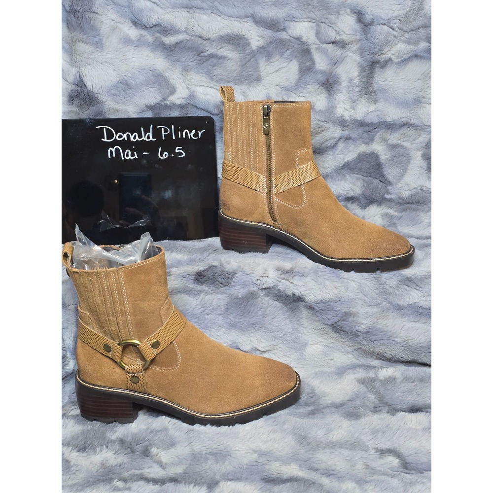 NEW‎ Donald Pliner Women's Mai Suede Harness Booties Women Size 6.5